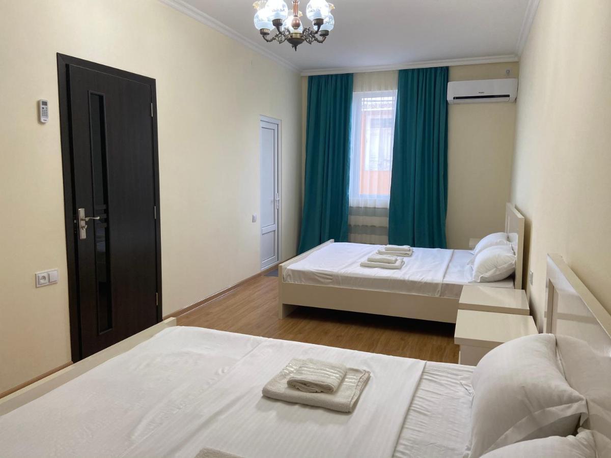 West House Hotel Kobuleti ภายนอก รูปภาพ